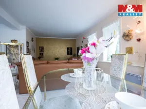 Prodej rodinného domu, Loučim, 300 m2