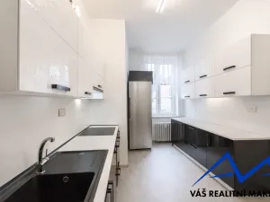 Prodej apartmánu, Ostrava, náměstí Msgre Šrámka, 93 m2
