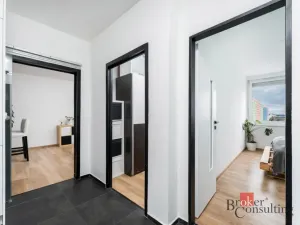 Pronájem bytu 3+kk, Praha - Troja, Pomořanská, 69 m2