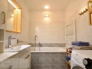 Prodej bytu 3+1, Moravany, Tichá, 88 m2