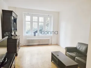 Pronájem bytu 3+1, Praha, Plzeňská, 96 m2