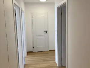 Pronájem bytu 3+1, Zlín, Zarámí, 96 m2