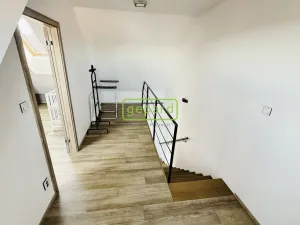 Pronájem bytu 2+kk, Mníšek pod Brdy, Malé náměstí, 88 m2
