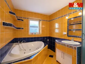 Prodej rodinného domu, Chrast - Podlažice, 280 m2