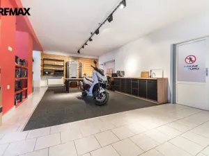 Prodej obchodního prostoru, Drásov, 300 m2