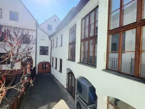 Pronájem bytu 2+1, České Budějovice, nám. Přemysla Otakara II., 86 m2