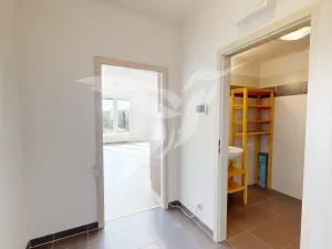 Pronájem bytu 1+kk, Plzeň, Stehlíkova, 33 m2