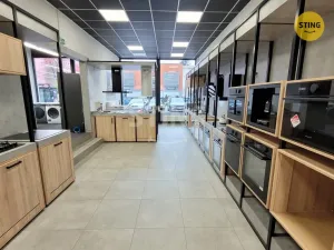 Pronájem obchodního prostoru, Třinec, nám. Svobody, 254 m2