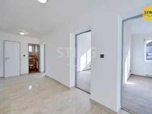 Prodej rodinného domu, Strachotín, Šakvická, 270 m2