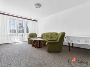 Prodej bytu 3+1, Nová Role, 1. máje, 70 m2