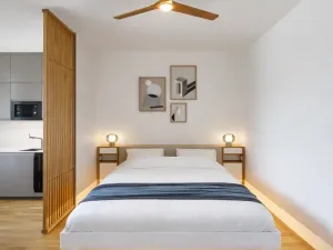 Pronájem bytu 1+kk, Praha - Smíchov, Toyen, 38 m2