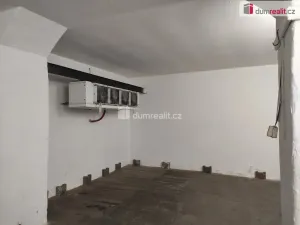 Pronájem komerční nemovitosti, Opava - Předměstí, Vančurova, 500 m2