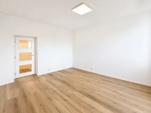 Pronájem bytu 1+1, Praha - Strašnice, Černokostelecká, 35 m2