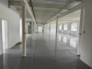 Pronájem skladu, Ostrov, 370 m2