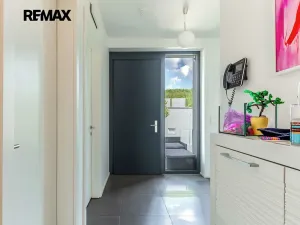 Pronájem rodinného domu, Praha - Dejvice, V Šáreckém údolí, 201 m2