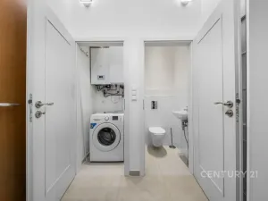 Pronájem bytu 1+1, Praha - Nové Město, Truhlářská, 38 m2