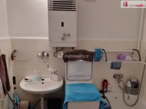 Prodej bytu 2+1, Cheb, Valdštejnova, 68 m2