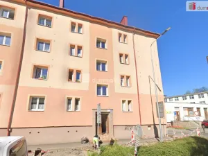 Prodej bytu 2+1, Cheb, Valdštejnova, 68 m2