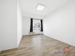 Pronájem bytu 3+kk, Karlovy Vary, Dubová, 83 m2