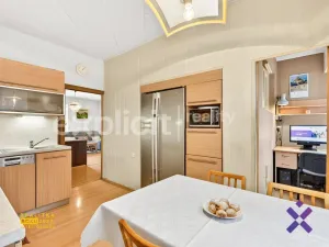 Prodej bytu 3+1, Bánov, 76 m2