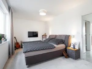 Prodej vily, Králův Dvůr, Na Vinohradech, 140 m2