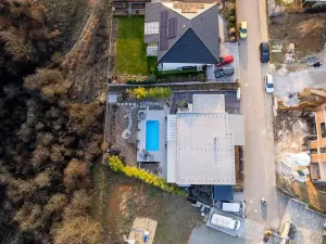 Prodej vily, Králův Dvůr, Na Vinohradech, 140 m2