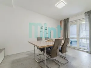 Prodej bytu 3+1, Ostrava, Sokolská třída, 75 m2