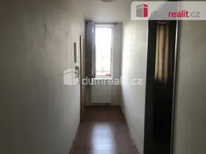 Pronájem bytu 3+kk, Praha - Kobylisy, Zenklova, 50 m2