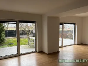 Pronájem rodinného domu, Praha - Klánovice, Lovčická, 120 m2