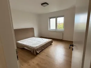 Pronájem rodinného domu, Praha - Klánovice, Lovčická, 120 m2