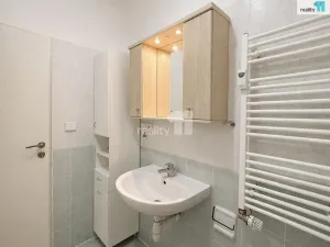 Pronájem bytu 1+kk, Praha - Michle, Pod Bohdalcem I, 49 m2