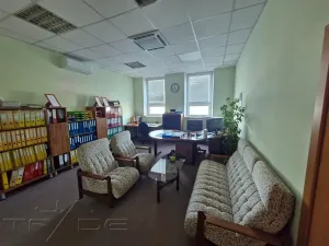 Prodej obchodního prostoru, Znojmo, Vídeňská třída, 5100 m2