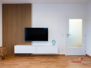 Pronájem bytu 2+kk, Hradec Králové - Nový Hradec Králové, Antonína Petrofa, 50 m2