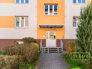 Prodej bytu 3+1, Mníšek pod Brdy, Jana Šťastného, 76 m2