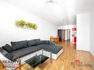 Pronájem bytu 2+kk, Liberec - Liberec VI-Rochlice, Nádvorní, 56 m2