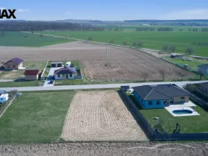 Prodej pozemku pro bydlení, Nechanice, 1004 m2