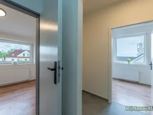 Pronájem bytu 2+1, Praha - Břevnov, Na břevnovské pláni, 30 m2