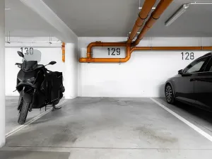 Pronájem bytu 1+kk, Praha - Hlubočepy, Chlupáčova, 29 m2