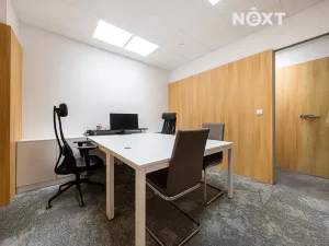 Prodej kanceláře, Pardubice, Na Spravedlnosti, 200 m2