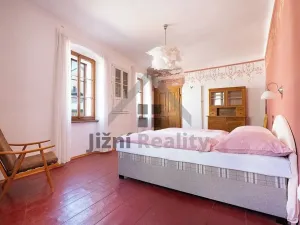 Prodej rodinného domu, Rožmberk nad Vltavou, 198 m2