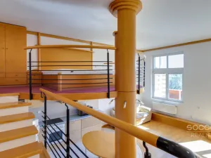 Pronájem atypického bytu, Praha - Prosek, Na pokraji, 68 m2