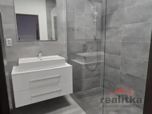 Pronájem bytu 3+1, Opava - Předměstí, Dostojevského, 120 m2