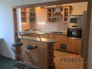 Pronájem bytu 3+1, Opava - Předměstí, Dostojevského, 108 m2