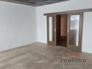 Pronájem bytu 3+1, Opava - Předměstí, Dostojevského, 108 m2