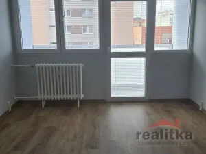 Pronájem bytu 2+1, Opava - Kateřinky, Holasická, 52 m2