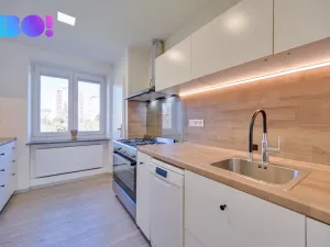 Prodej bytu 3+1, Šumperk, nám. Republiky, 93 m2