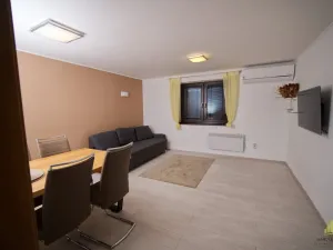 Prodej činžovního domu, Bulhary, 281 m2