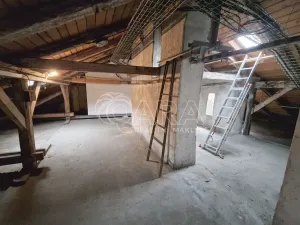 Prodej činžovního domu, Praha - Smíchov, Na bělidle, 2699 m2