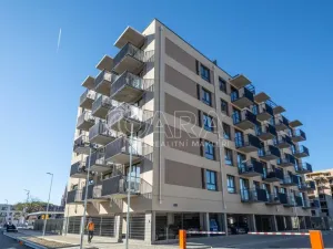 Pronájem bytu 1+kk, Kralupy nad Vltavou, Nádražní, 33 m2