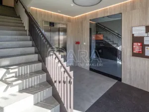 Pronájem bytu 1+kk, Kralupy nad Vltavou, Nádražní, 33 m2